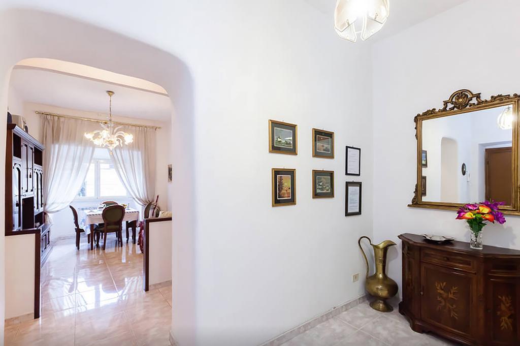Caterina One O One - Embassy Apartment Roma Exterior foto